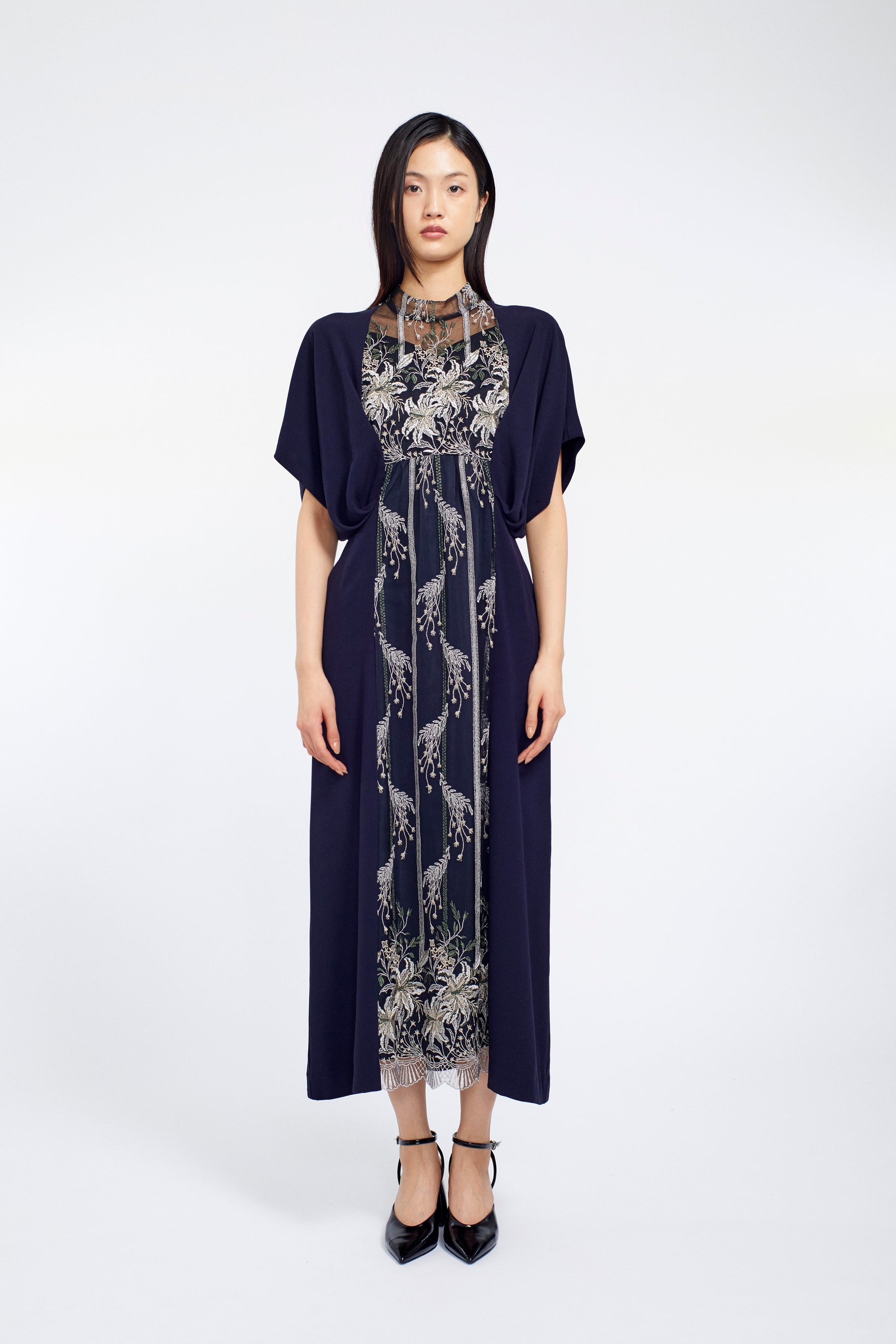 Classic lace dress (Navy)