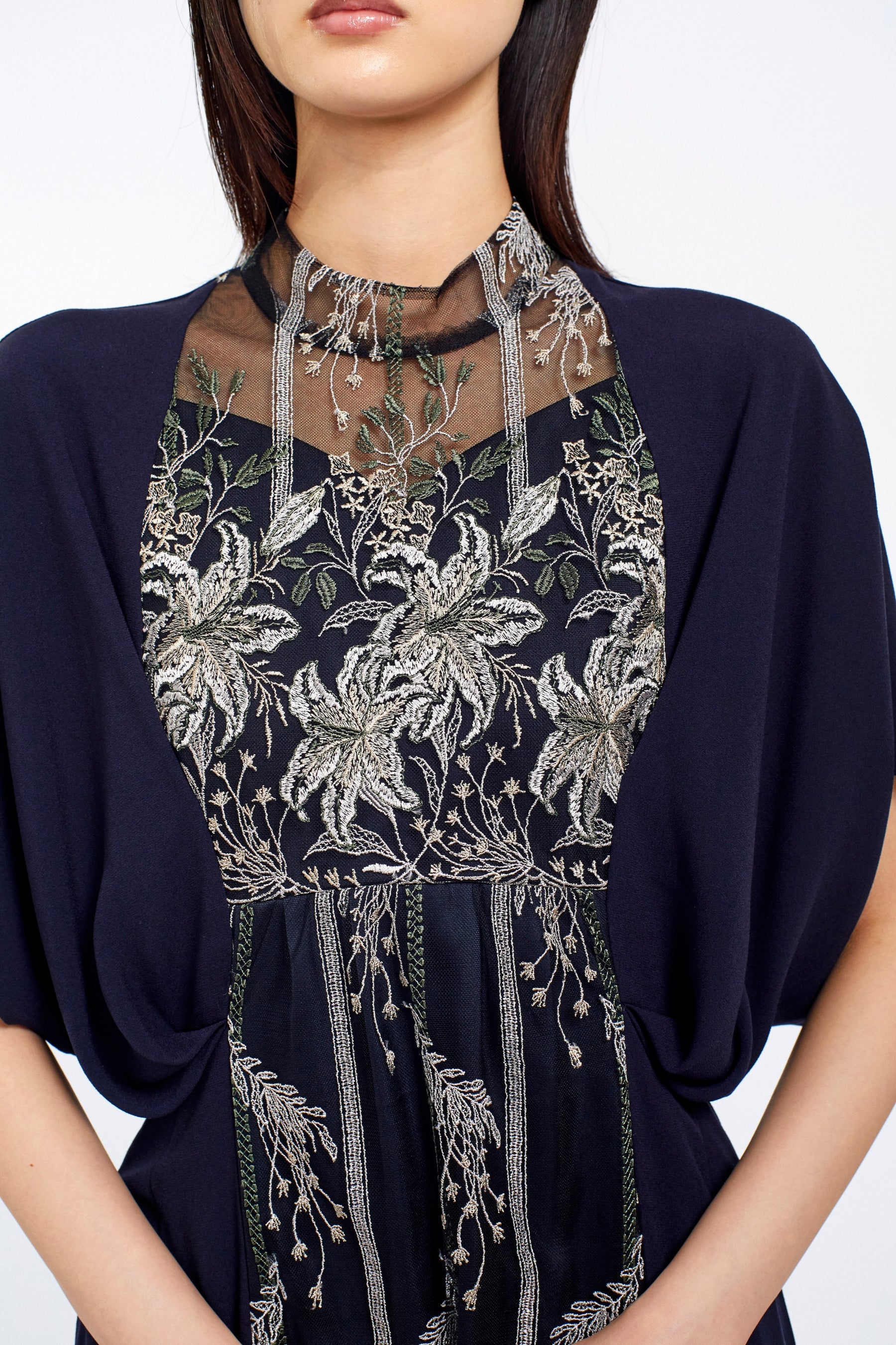 Classic lace dress (Navy)