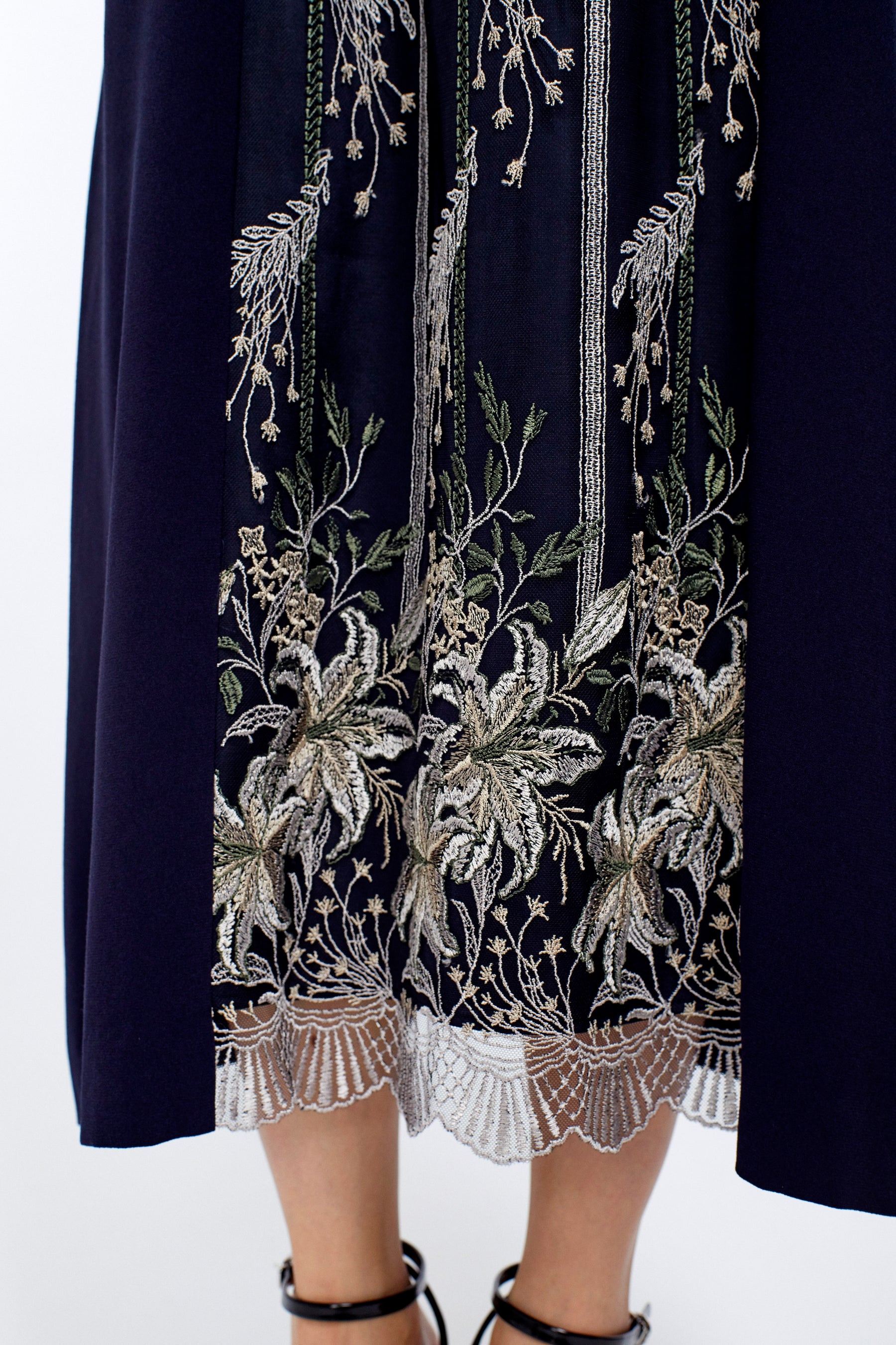 Classic lace dress (Navy)