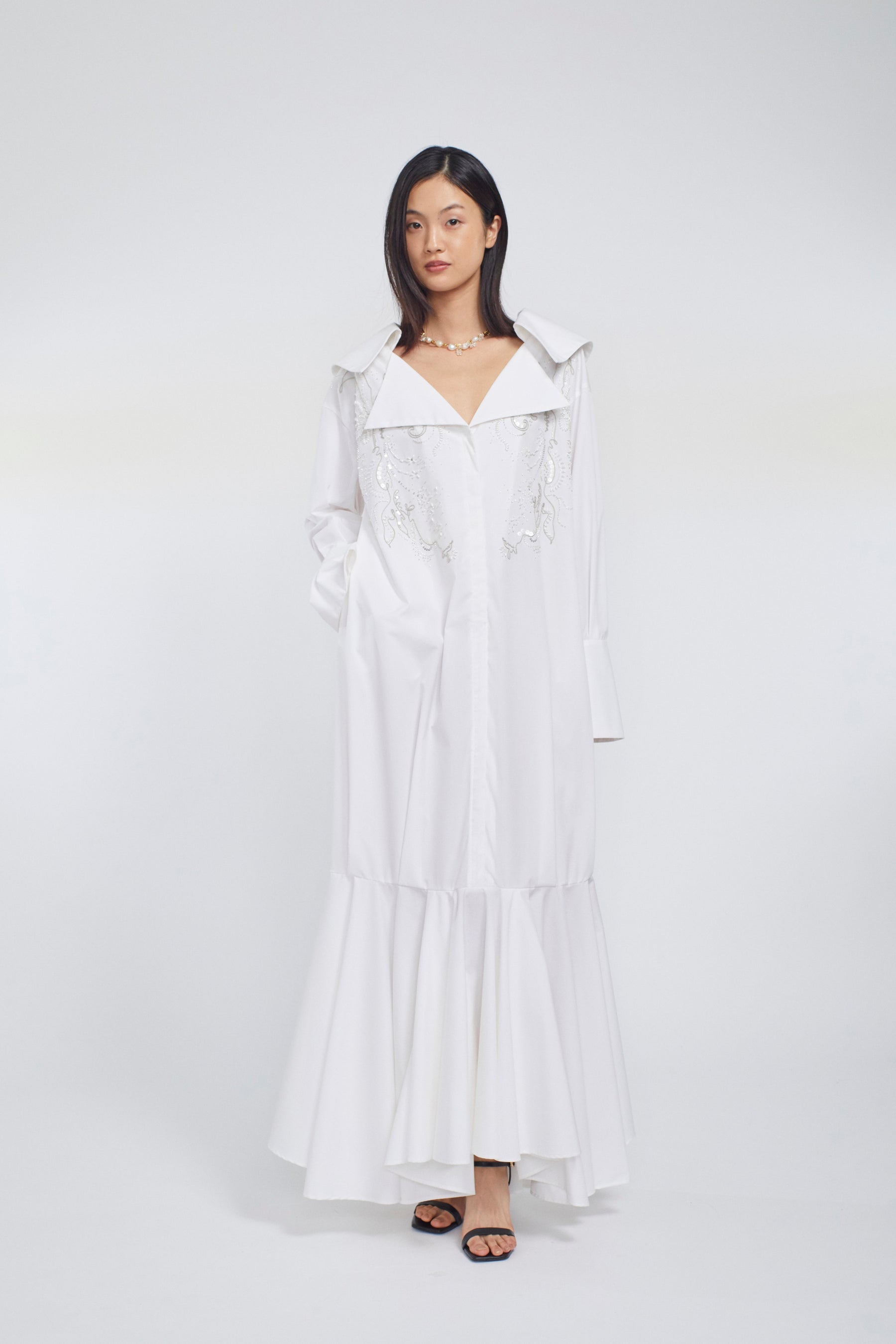 Droplet flower embroidered shirt dress (White)