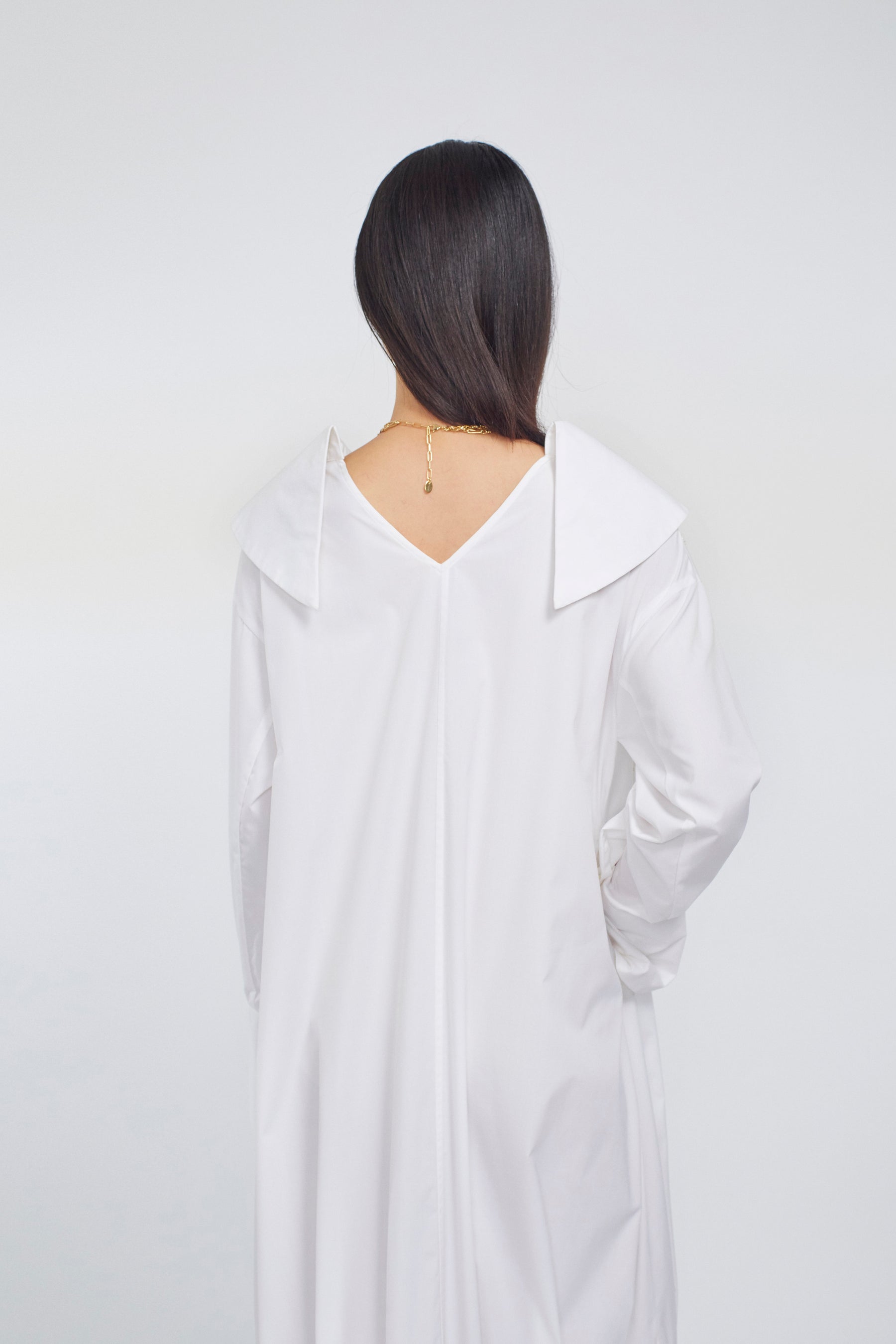 Droplet flower embroidered shirt dress (White)