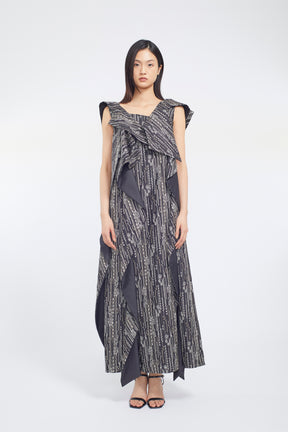 Swaying stripe embroidered dress (Black)