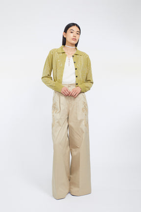 Relief embroidered chino trousers (Beige)