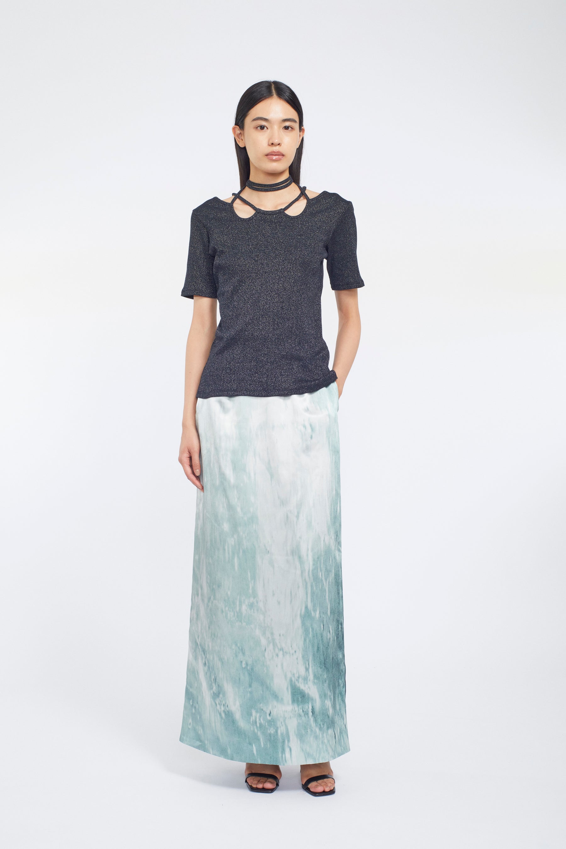 Glitter ivy halfsleeve tops (Black)