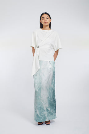 Brooch gather asymmetric tops (White)