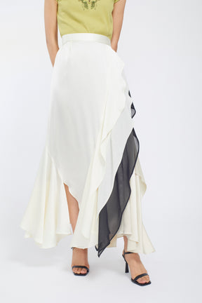 Cascade satin skirt (Ivory)