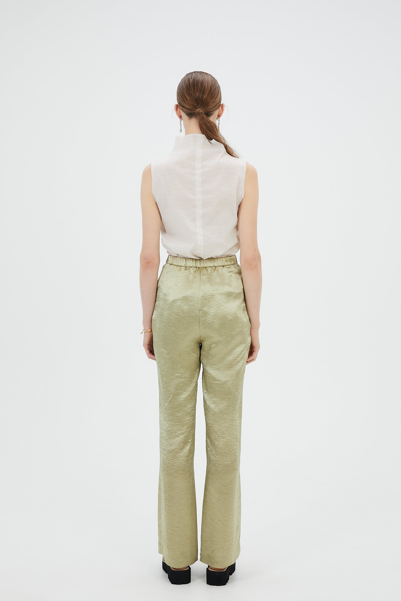 wrinkle wider trousers (light green)