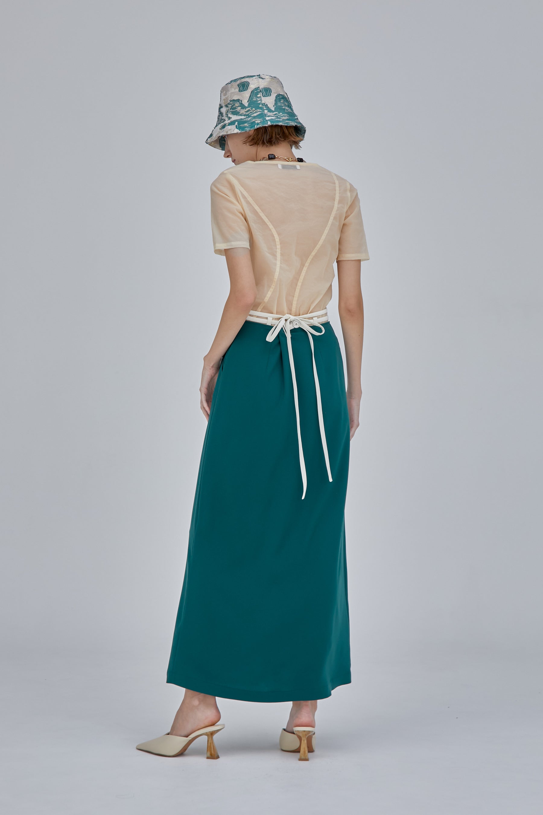 String slit skirt (Green)