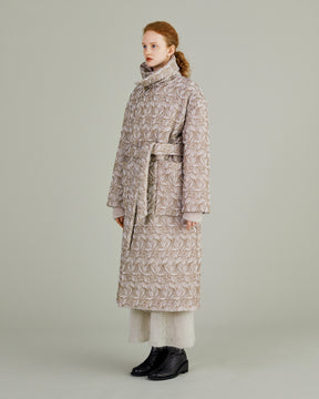 Thawing embroidery padding coat (Beige)
