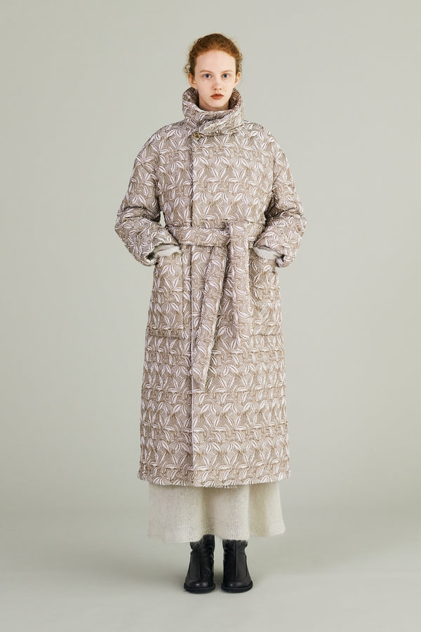 MURRAL Thawing embroidery padding coat (Beige)
