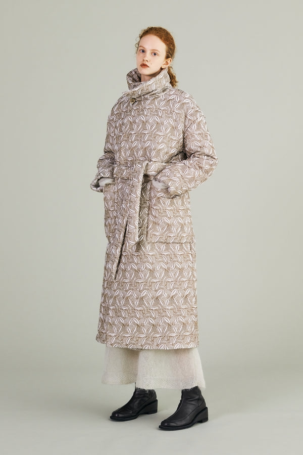 MURRAL Thawing embroidery padding coat (Beige)