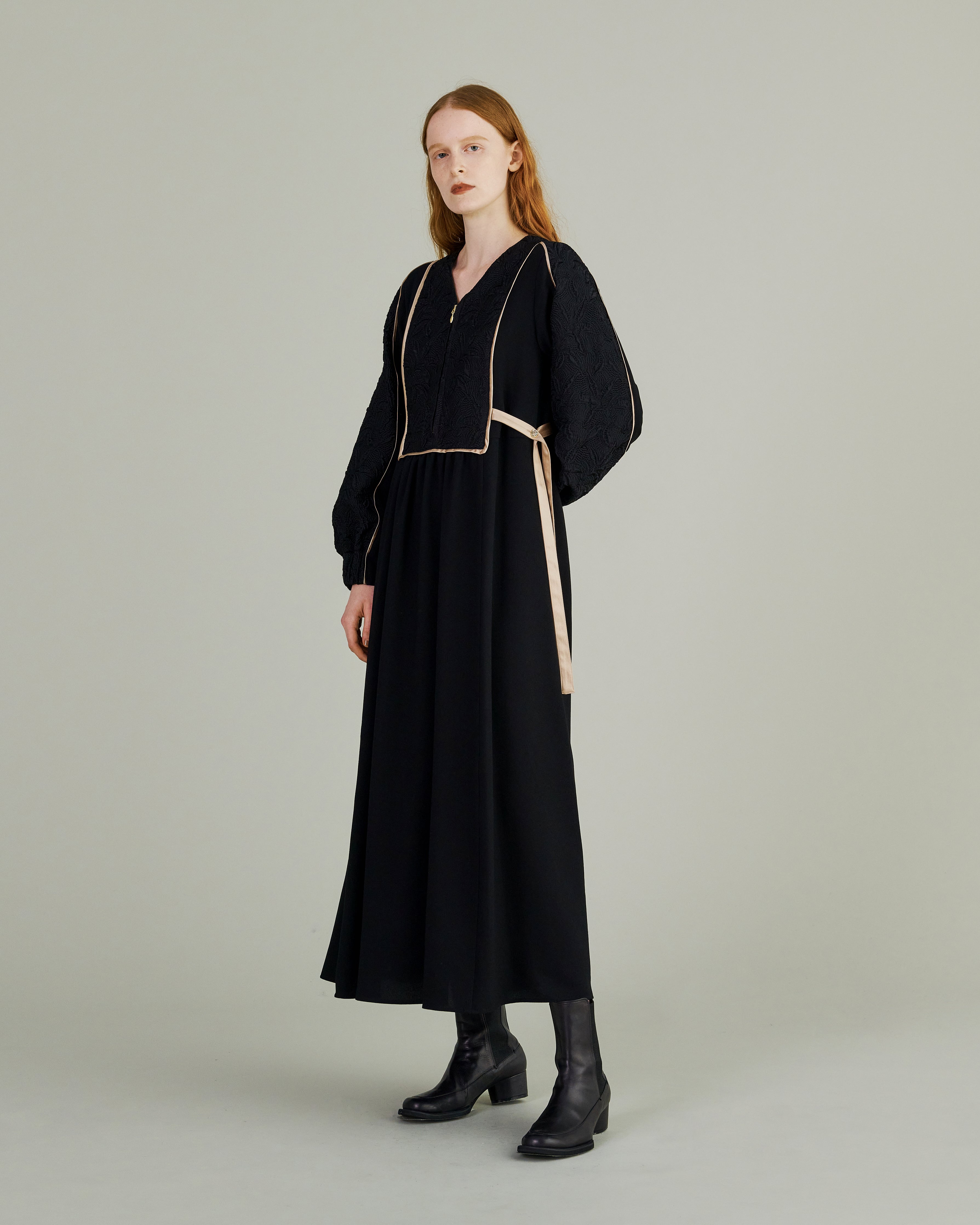 ヴィンテージ復刻 Thawing embroidery dress (Black) MURRAL