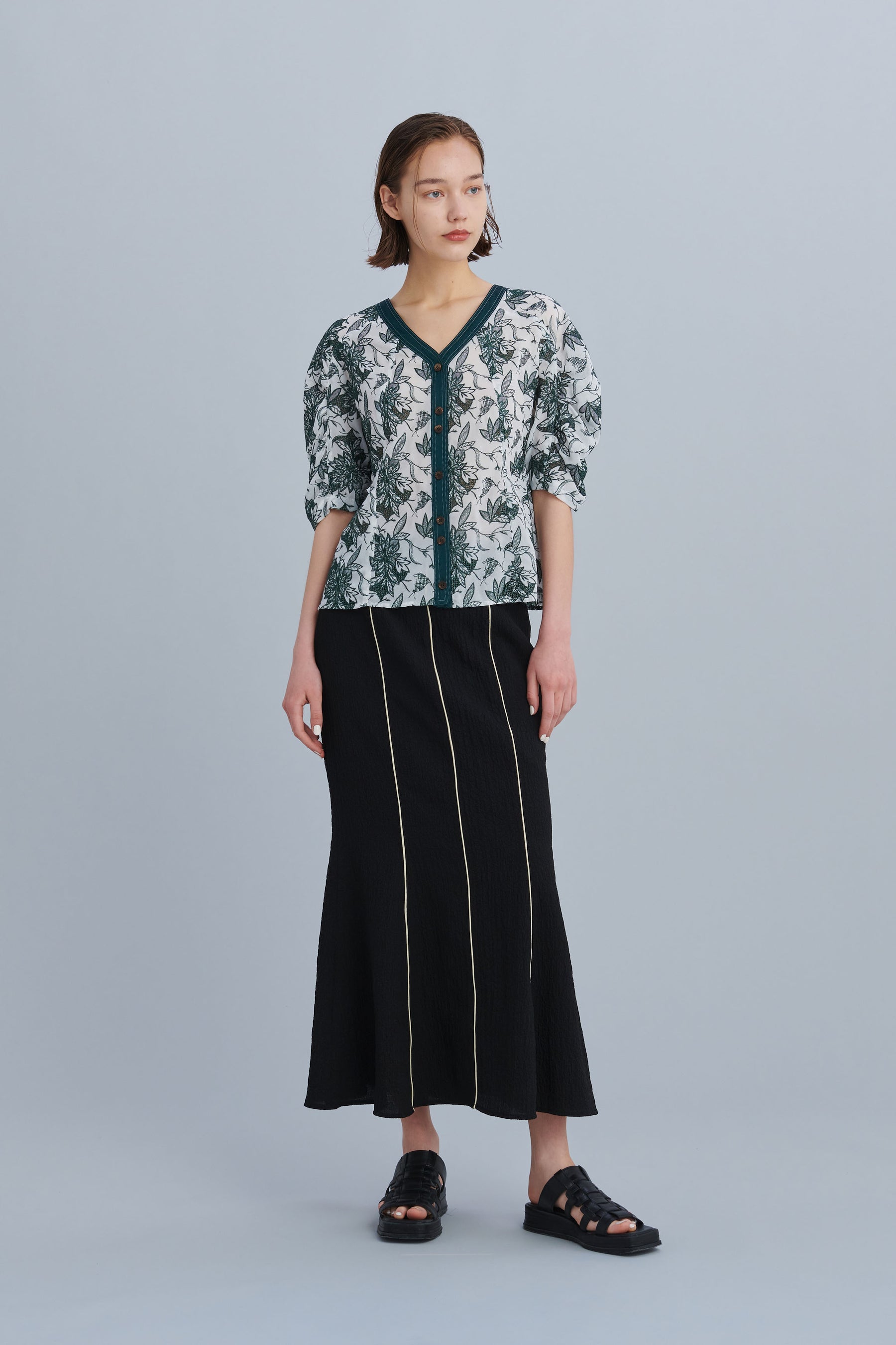 Unevenness skirt(Black)
