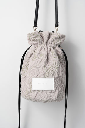 Ice flower embroidery bag (Ivory)