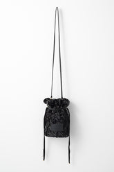 Ice flower embroidery bag (Black)