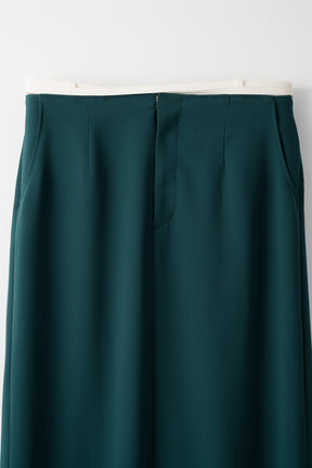 String slit skirt (Green)