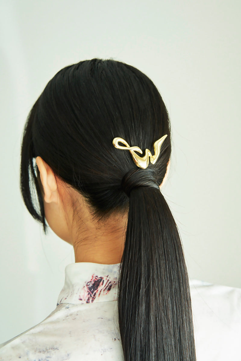 “Ku”rt hair pin (Gold)