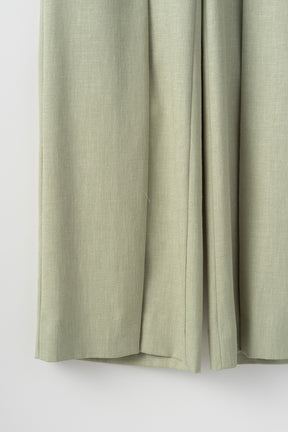 tucked flare trousers (light green)