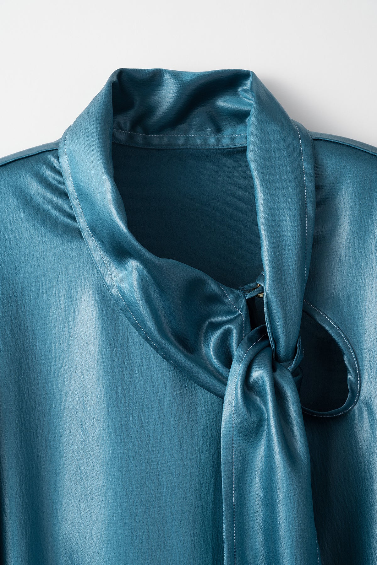 Scarf blouse (Turquoise blue)