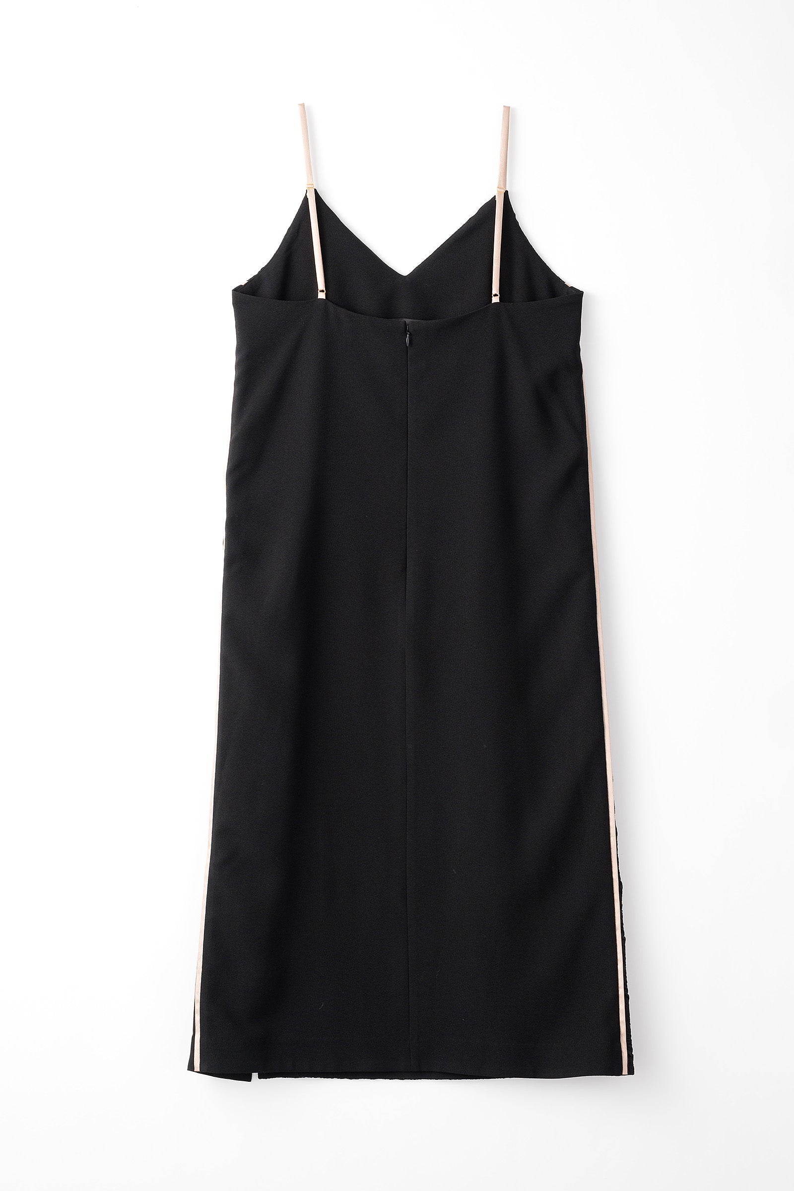 Thawing embroidery camisole dress (Black) – MURRAL