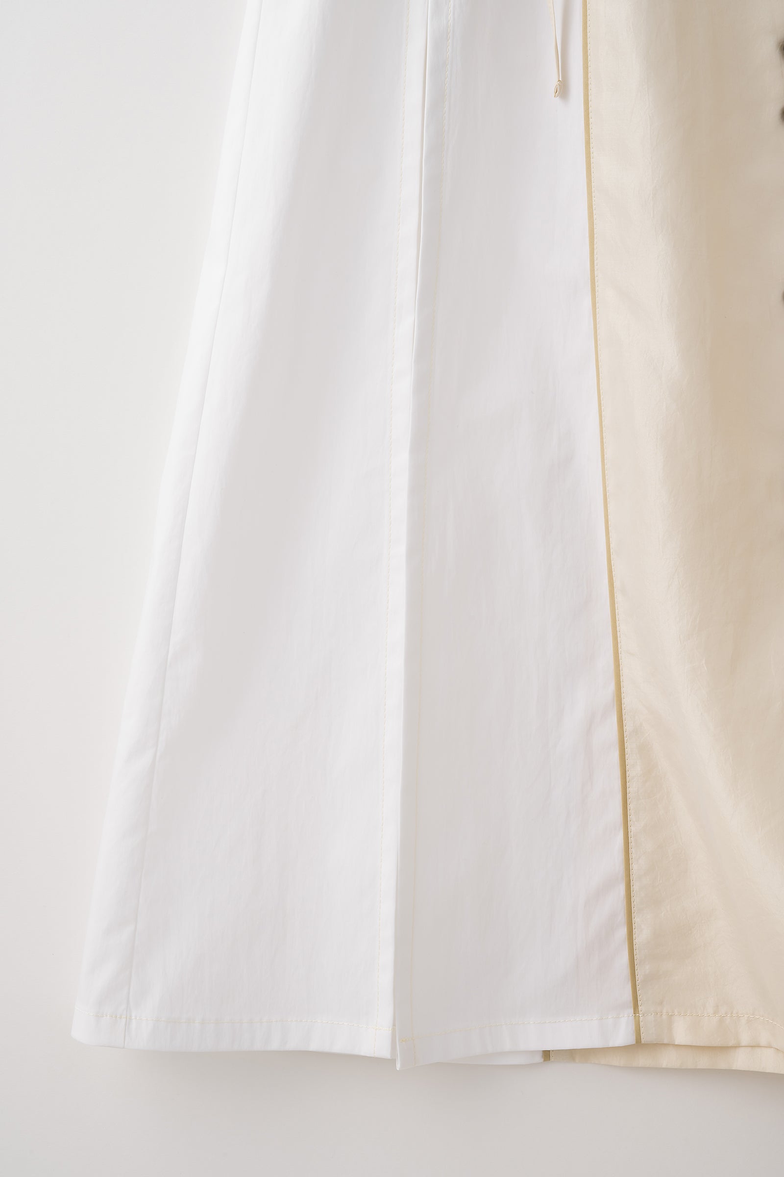 Slit long shirts(White)