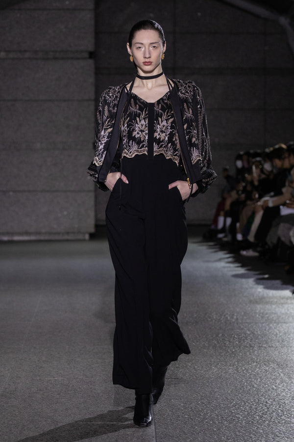 MURRAL Petal lace zipped jacket (Black)